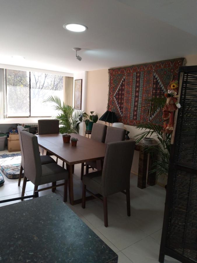 Charming Sunny Bedroom Overlooking Beautiful Amsterdam Avenue In Best Condesa Area Мехико Экстерьер фото